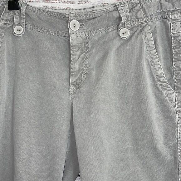 Eddie Bauer pants Womens size 4 bermuda Y2K cropped shaw corduroy gray Pockets - Picture 4 of 8